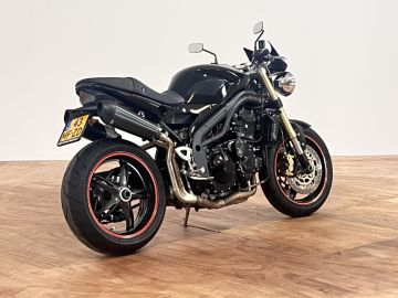 Triumph Street Triple